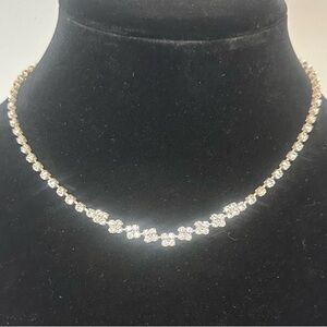 Elegant Rhinestone Daisy Necklace N64